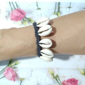 Handmade Cowrie Shell Bracelet Adjustable Braided Cord Casual Jewelry